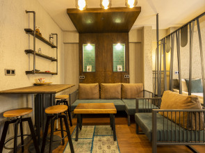 Апарт-отель  Cube Suites