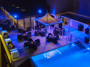 Отель AX The Palace