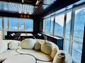 Квартира на Аланской, 25 "Пентхаус"