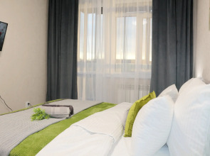 Квартира NiceAparts Евротрешка № 2 на Бурмакинской 7