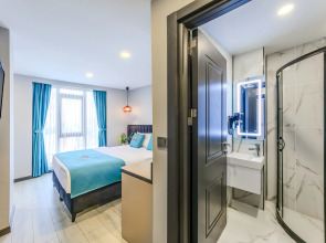 Отель Solin Airport Hotel