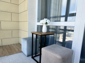 Апартаменты Желтая Студия с панорамным окном