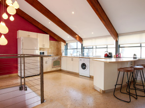 Апартаменты Penthouse & Jacuzzi in Neve Tzedek by FeelHome