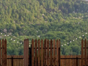 Курортный отель Motives Inn Dilijan