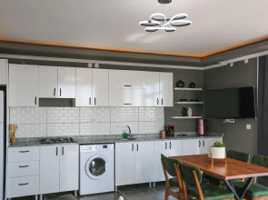 Just Dream Suites Hotel