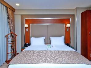 Отель Dosso Dossi Old City Sultanahmet