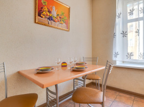 Апартаменты Грибоедова 38