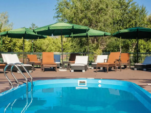 Отель Космонавт