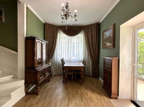 Частный дом Таунхаус с зоной отдыха и мангалом у парка