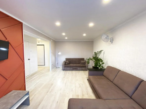 Апартаменты Добрые Сутки на Мухачева 133/2-49