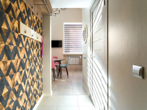 Апартаменты около площади Восстания