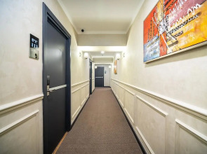 Отель Mildom City