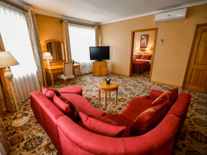 Отель Континентал