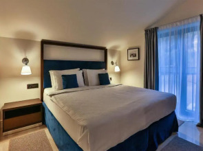 Отель California by Aycon