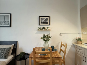 Апартаменты Бульвар Платова 7