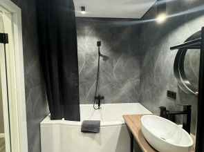 Апартаменты в Доме Бизнес-Класса Atlantis у Самого Красивого Парка Города