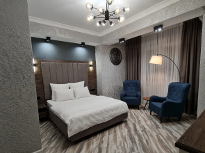 Апартаменты Loft4*you River Пестова 9