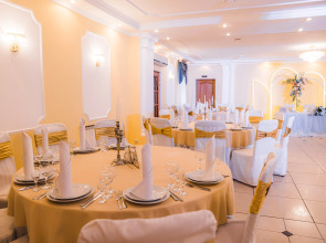 Бисерово Клуб