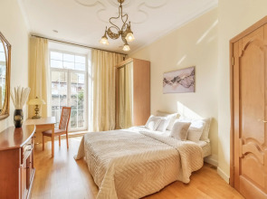 Апартаменты 3 спальни у Манежной площади 8 гостей