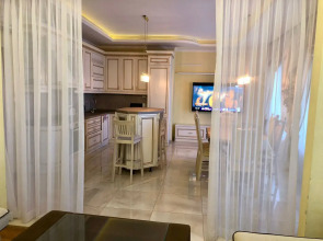 Апартаменты в центре с видом на Севастопольскую бухту