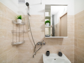 Квартира в зелёном районе, рядом с кластером Радуга, БСМП и Сопкой