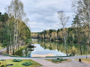 Бисерово Клуб