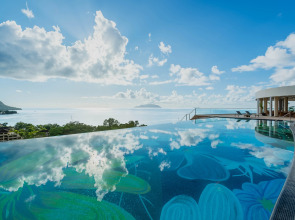 Курортный отель Gardens Hill Resort & Spa