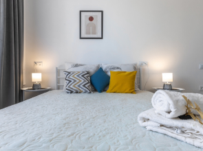 Квартира Светлая и уютная квартира в центре