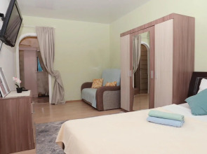 Апартаменты на 14 этаже мкр Супонево к10