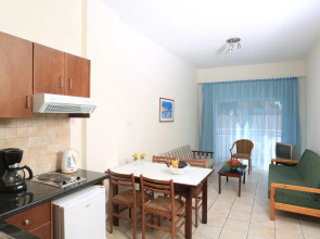 Отель Jacaranda Apartments