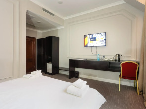 Отель Grand Opera