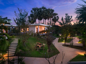 Отель Hillocks Hotel & Spa