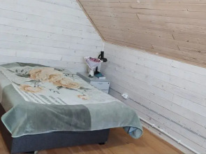 Апартаменты на Крутовской 17