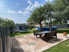 Гостевой Дом с Бассейном