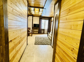 Квартира на Аланской, 25 "Трехкомнатные"