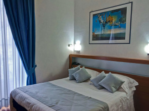 Отель Best Western Plus Hotel Plaza Napoli