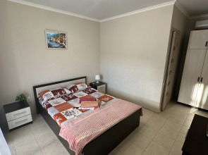 Гостевой Дом "Adam & Eva"