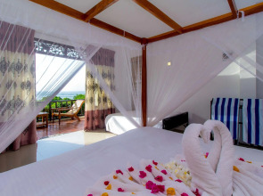 Курортный отель Ananthaya Beach