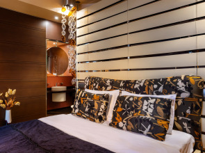 Les Fleurs Boutique Hotel