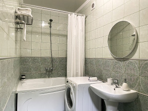 Квартира рядом с Визус центром