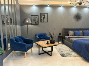 Квартира класса комфоpт плюс с красивым видом из окна в историческом центре города Амалиенау