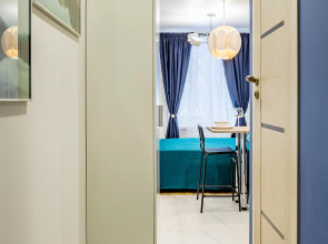 Апартаменты InHome24 в 3-5 минутах хотьбы от остановок общественного транспорта