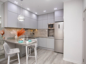 Апартаменты Unique Apart Одри с панорамным видом на город и Московскую площадь на Терешковой 16