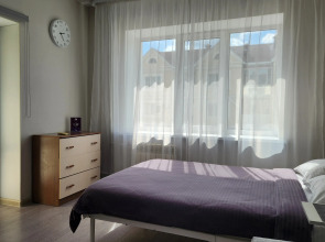 Апартаменты с балконом и видом На Сутки