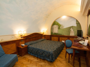 Отель Palladium Palace