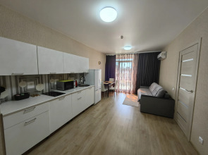 Апартаменты Holiday House 2