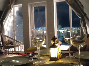 Глэмпинг На Суздальской