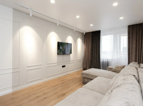 Квартира уютная трехкомнатная с двумя балконами рядом с островом Канта