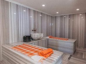 Crowne Plaza Hotel Antalya, an IHG Hotel