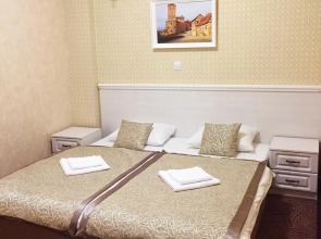 Отель Корона